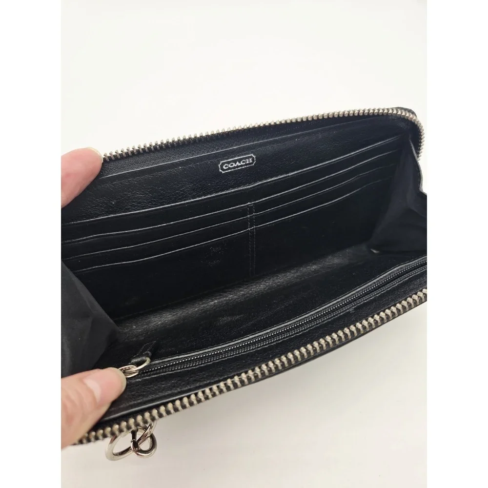 Coach Poppy Jacquard Black Signature Wristlet Wallet Silver Patch 4